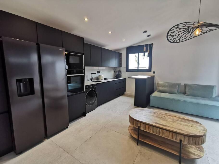 Summer Cosy - Villa Classee 4 Etoiles - 2 Suites Avec Piscine Chauffee Et Jacuzzi Integre Idealement Situee Chemin Summer Saint-Gilles-les-Bains Exterior foto